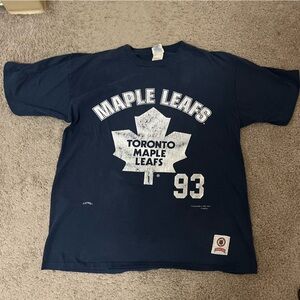 Vintage 1994 Nutmeg Mills Single stitch Toronto Maple Leafs Navy Blue T-Shirt